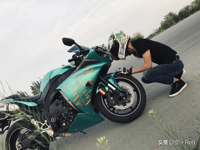 骑摩托时速到299km/h是个什么状态?-头条问答