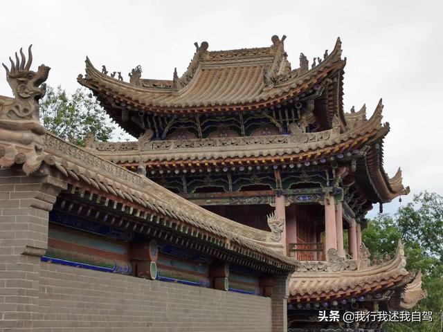 百科探秘藏獒之父视频:30万内什么越野车适合长途穿越西藏？