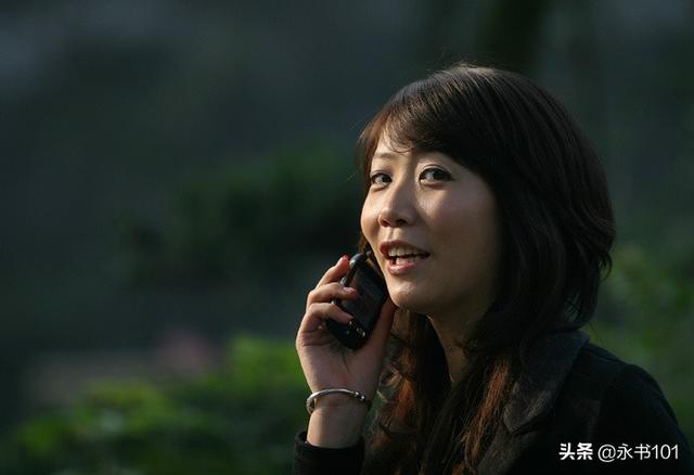 动过心的情 一生难忘:经常会想起初恋情人，十几年了就是忘不了。这是为什么啊？