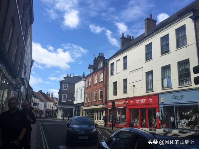 英国人的生活习惯在什么样的:英国人的饮食习惯有哪些？