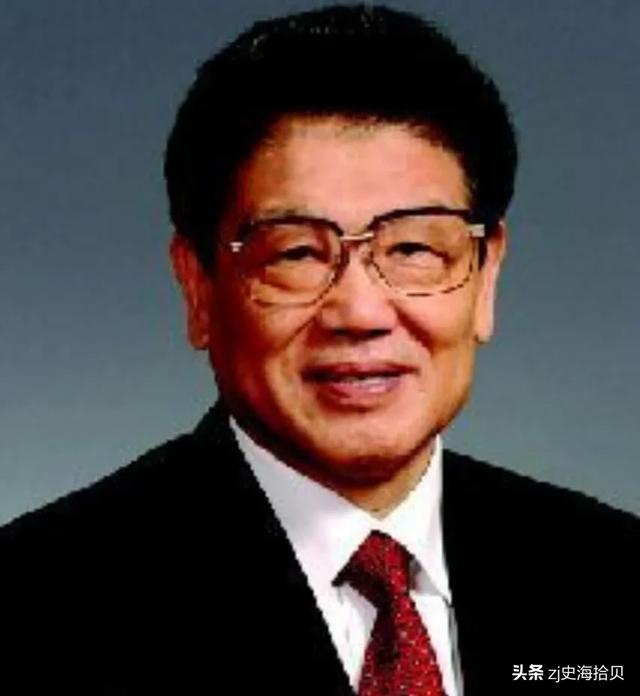 博古是个什么人物:网名用真实姓名是什么样的人？