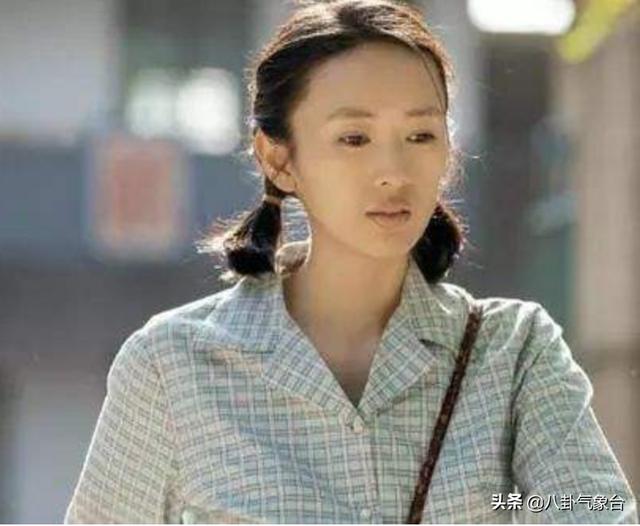 陈丹婷杨幂对比照:杨幂的脖子怎么那么奇怪，歪歪扭扭的，你们发现了吗？
