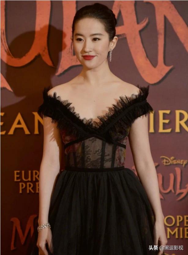 申素美:你觉得《花木兰》会大火吗？预测能达到多少票房？
