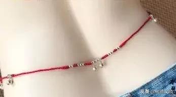 红肩章区块链，腰上绑红绳代表什么意思？