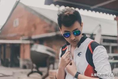 给你10万资金创业，给我一句你喜欢的人生格言？