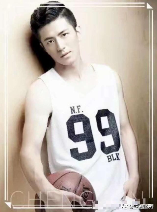 贝克汉姆快秃头了:女孩不喜欢男生留什么发型