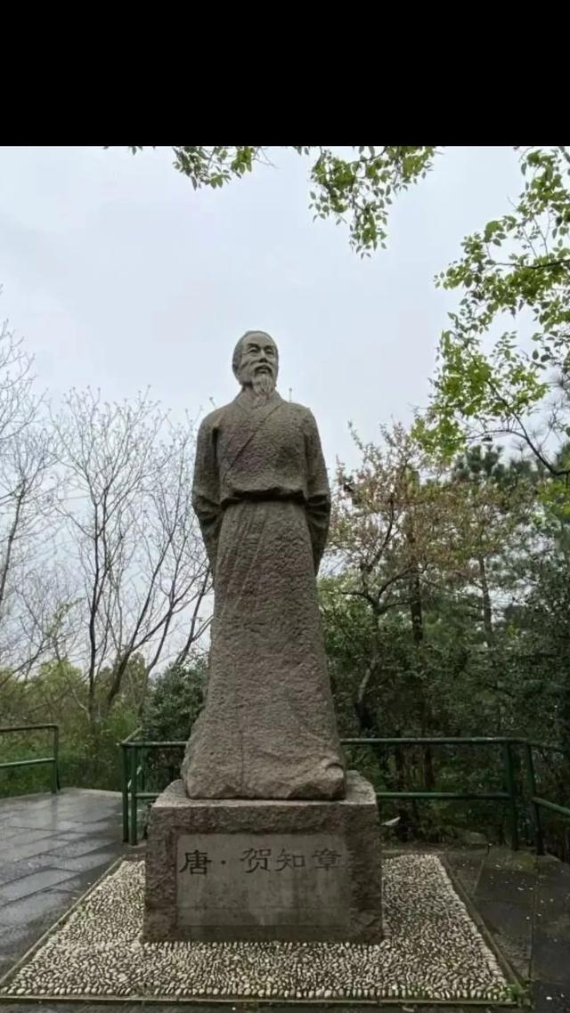 王维最有名的十首诗:贺知章最著名的十首诗是什么？