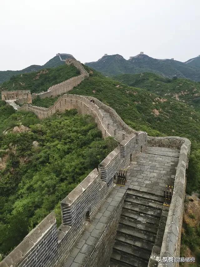 范文澜先生的《中国通史》适合学历史入门吗？