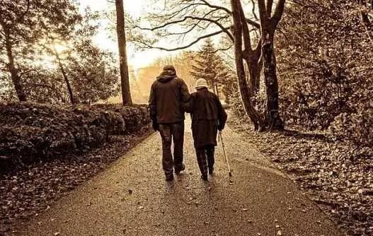辅猫吧花絮感情转变:有人说结婚后的夫妻感情越来越淡了，为什么？应该怎么办？