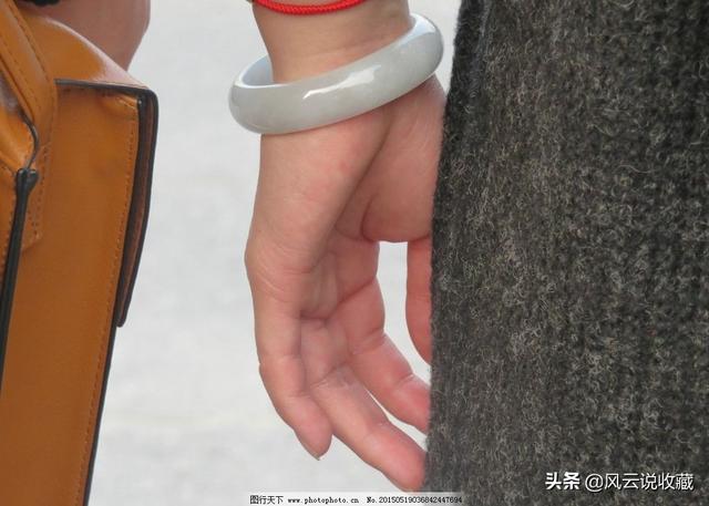 人养玉怎么养,传言玉能养人，但为什么很少人戴玉呢？