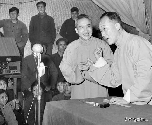 现在看侯宝林的相声真不觉得好笑，为何称他大师？