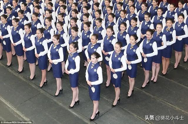 空姐姐一般工资多少？
(图17)