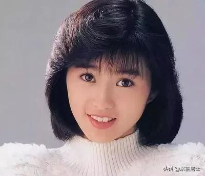 已婚少妇每天找男朋友聊天，正常吗求解答～谢谢