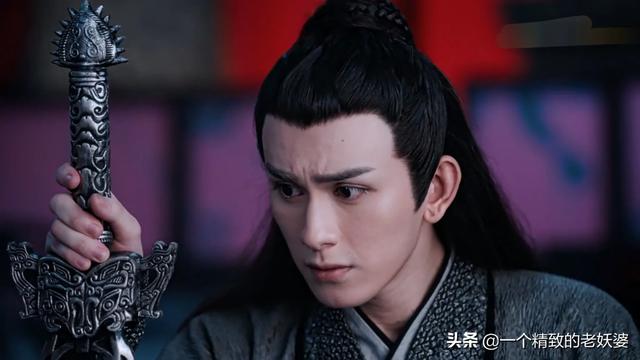 晶女郎孟瑶:《陈情令》中，金光瑶在回到金氏后，为什么一直戴着帽子？