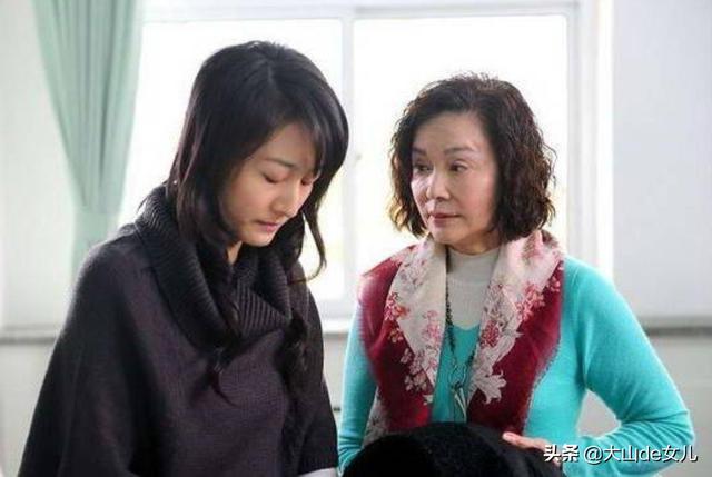 胡静丈夫:请问一下婆婆一个劲的在儿媳面前说儿子多好是什么意思