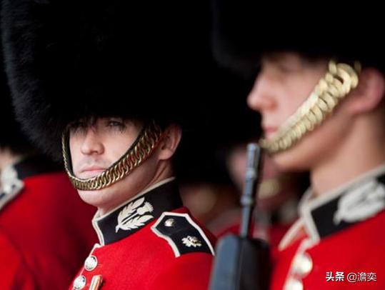 头条问答 重达一公斤的熊皮帽子又沉又热 为何英国皇家卫兵还要戴它 澹奕的回答 0赞