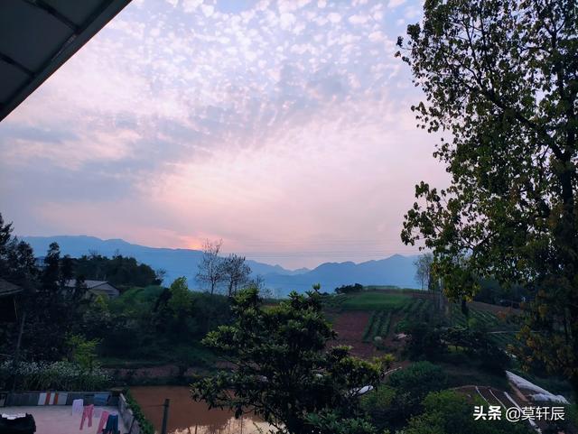 我是一个女生,现在有什么可以在家就能做的工作呢？