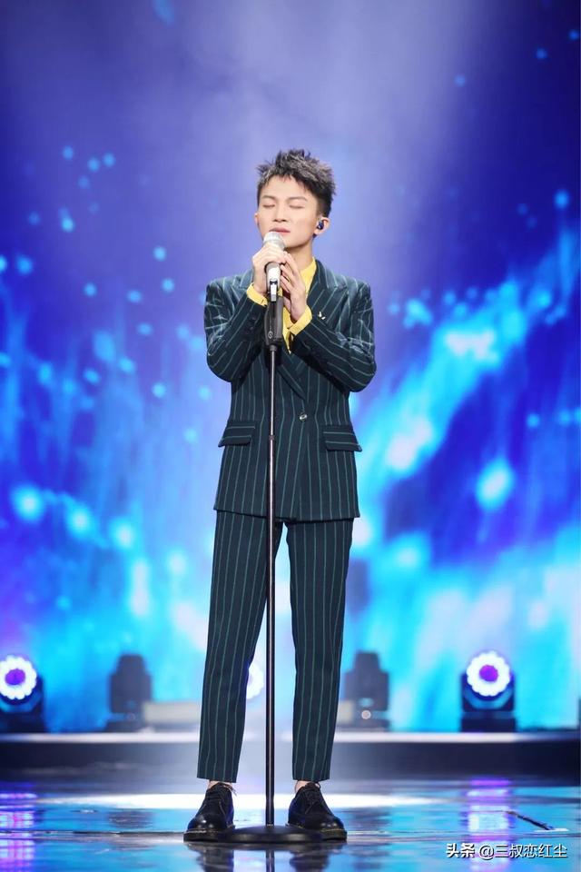 贾立平:盲拧魔方的世界记录是多少？