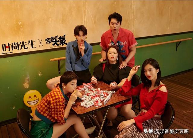 窃听风云主题曲:窃听风云1结尾曲是什么名字？