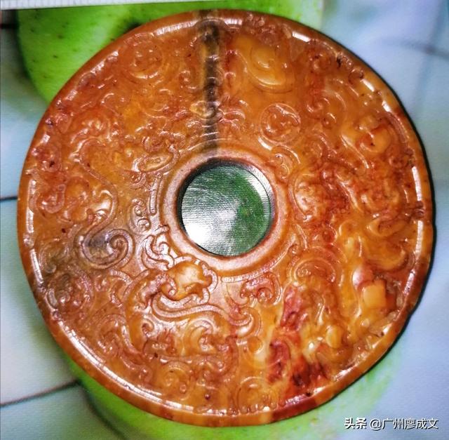 如何看一块玉值不值钱,买了一块玉，大家看看是什么料值多少钱？