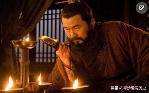 《三国演义》中几乎所有人物的名字都是单个字，有没有两个字的人呢？