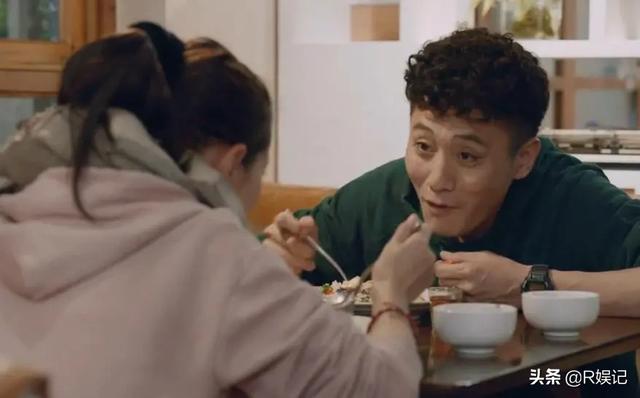 在远方大结局:马伊琍在新剧《在远方》中饰演20多岁的女研究生，合适吗