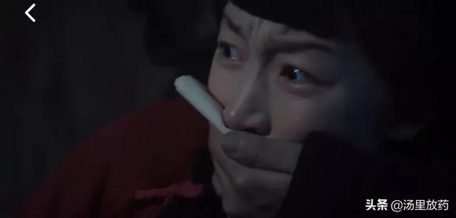 贾小朵:《新世界》中贾小朵明明可以喊救命，为何没有喊