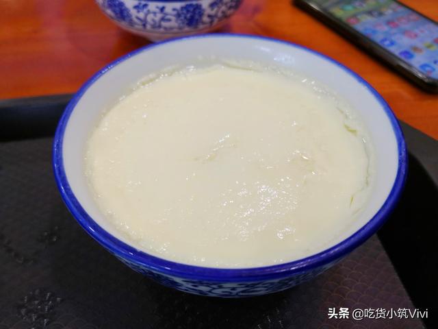 炖鸡蛋为什么一些人要在碗里加水,加多少合适