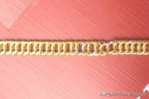 手镯的款式有几种,翡翠手镯的类型及挑选的方法有哪些？