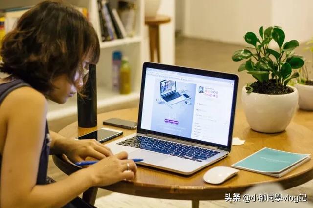 请问女的适合做什么工作？怎么样？