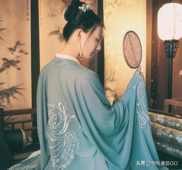 重回汉唐歌词:青凤来配什么颜色大袖衫好看