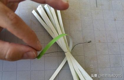 灯笼的简单做法，小灯笼的手工DIY做法？