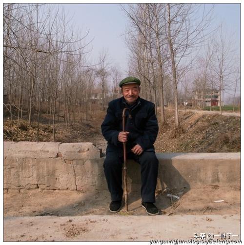 在农村办酒宴时,常常按排舅舅坐上座,有什么讲究？