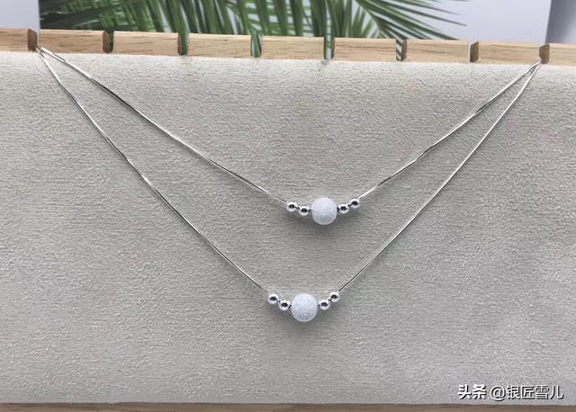小邹菊项链:小邹菊项链评价 预算5千到一万，什么首饰送女友比较好？