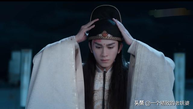 晶女郎孟瑶:《陈情令》中，金光瑶在回到金氏后，为什么一直戴着帽子？