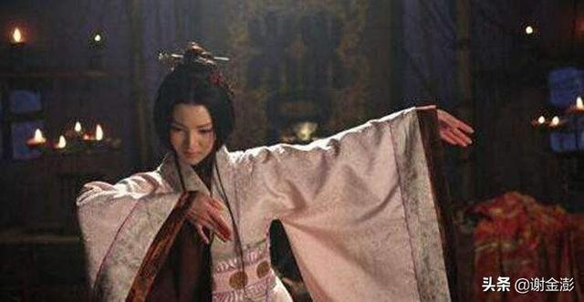 挤奶喂狗全集在线观看:戚夫人的尸体哪里去了？有何依据？