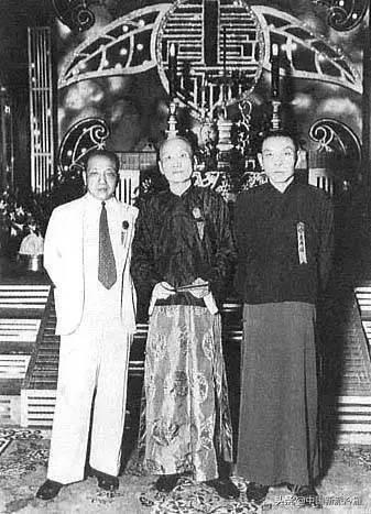孔二小姐:民国年间你最敬佩的人物是哪位，为什么？