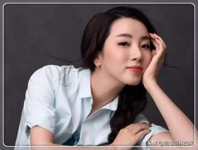 主持人伊一:评选最美主持人，李思思，伊一，张纯烨你选谁？