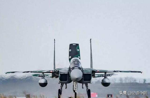 F-15QA型“先进鹰”与苏35,歼16,哪个更强悍？