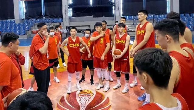 让中国女篮教练当中国男篮的主帅，能把中国男篮带好吗？