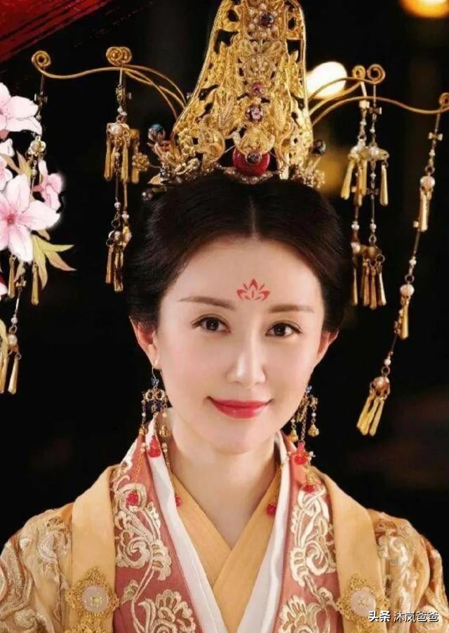 李世民当初权势那么大，李渊的妃子为何不巴结李世民？