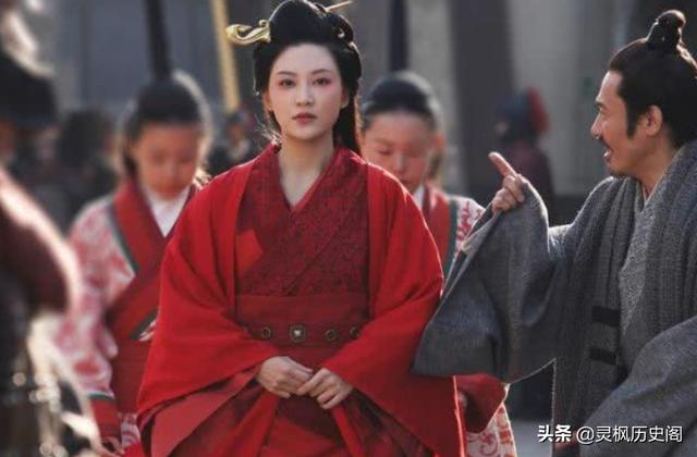 秦始皇为什么疼爱胡亥:现在一些电视剧为什么要把古代帝王描述成很专一很痴情？