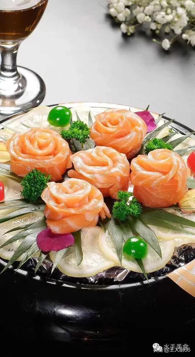 新鲜的光滑大鱼和新鲜的红腮鱼:冰冻鱼和冰鲜鱼有什么区别吗？