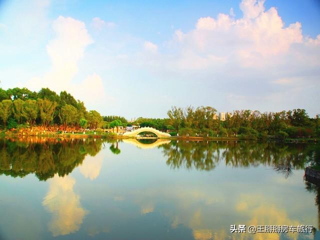 夏天去哪里旅游,夏天去哪个城市旅游比较好？