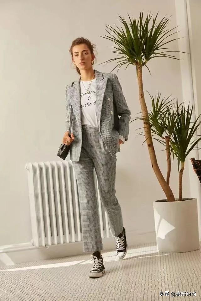 女生不喜欢穿高跟鞋，那么穿西装鞋子要怎么搭配？插图120