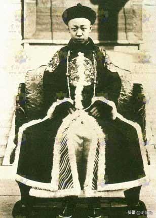 同治帝:溥仪过继给同治帝做儿子，是什么意思？
