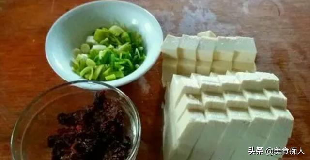 鸡丝豆腐制作步骤是啥样的，豆腐烧白菜的简单做法是什么