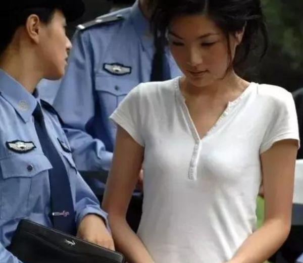 张秋歌王晓梅:死刑犯被执行死刑后侥幸活了下来，请问继续执行还是当场释放？