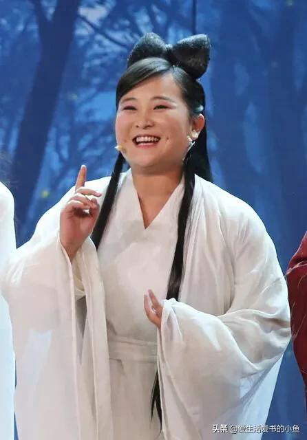 贾玲图片:贾玲为事业胖到140斤，身材与事业该如何选择呢？