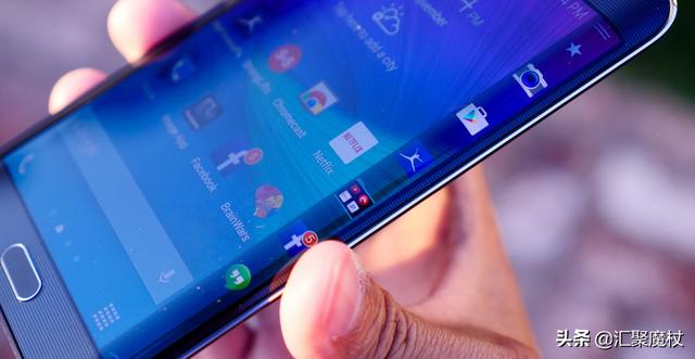 是谁开发出手机曲面屏这种“反人类设计”？你怎么看？插图7